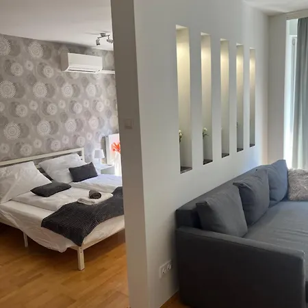 Peter's Cosy דירה